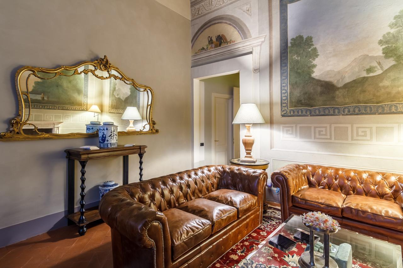 Dimora Storica Palazzo Puccini Bed & Breakfast Pistoia Exterior photo