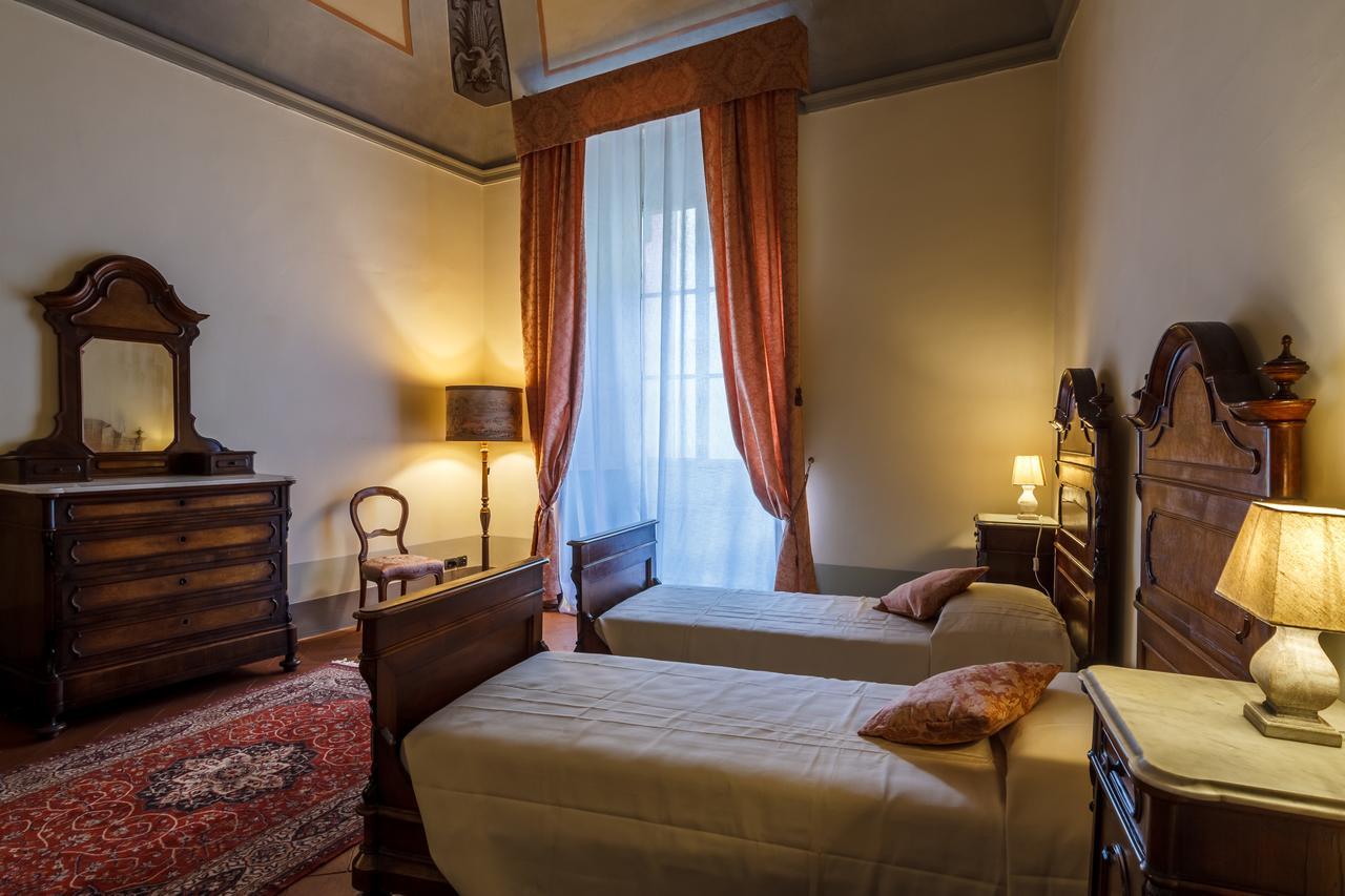 Dimora Storica Palazzo Puccini Bed & Breakfast Pistoia Exterior photo