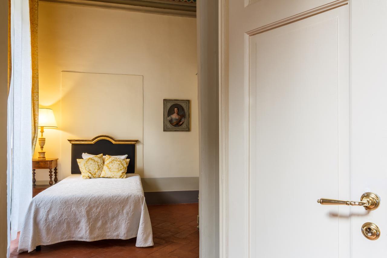 Dimora Storica Palazzo Puccini Bed & Breakfast Pistoia Exterior photo