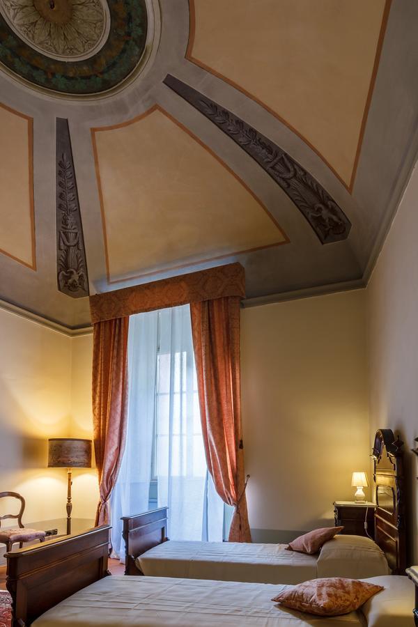 Dimora Storica Palazzo Puccini Bed & Breakfast Pistoia Exterior photo